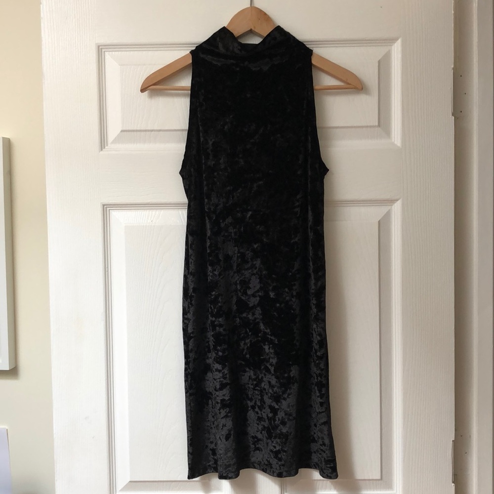 Urban Renewal/UO High Neck Velvet Black dress